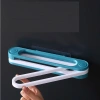Kẹp Treo Dép Nhựa PP Đa Năng Mở Ra Gập Gọn Treo Khăn Giá 30.800 VND 3