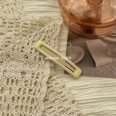Kf739 Hàn Quốc kẹp tóc bangs hình chữ nhật mờ màu sắc dễ thương, giá chỉ 5.797đ