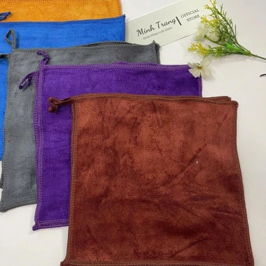 Khăn đa năng 25x25 microfiber có móc treo - nail, móng, lau ô tô, kính 25.800₫