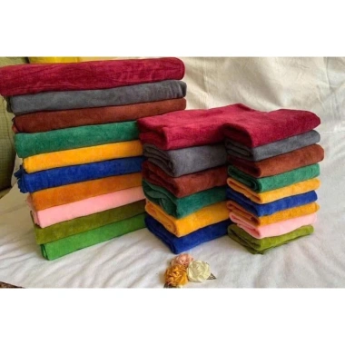 Khăn lau đa năng Microfiber 30x30cm bền đẹp, thấm hút tốt, không đổ lông, lau ô tô & kính - 6.000đ 4 Khăn lau đa năng Microfiber 30x30cm bền đẹp, thấm hút tốt, không đổ lông, lau ô tô & kính - 6.000đ 4
