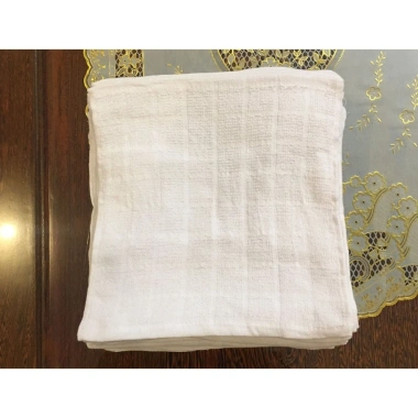 Khăn lau đa năng vuông trắng 28x28 cotton - 100% hút ẩm, dùng cho ban thờ, bếp, chén, tay - Giá 130.486 VND (giảm từ 163.108 VND) 4 Khăn lau đa năng vuông trắng 28x28 cotton - 100% hút ẩm, dùng cho ban thờ, bếp, chén, tay - Giá 130.486 VND (giảm từ 163.108 VND) 4