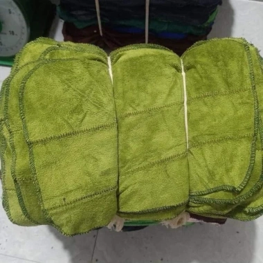 Khăn lau ghép miếng microfiber bán kg - mềm mịn, thấm hút cao, giá 60k (giảm từ 72k) cho hàng quán, giải khát