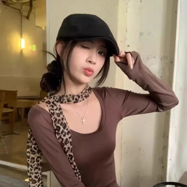 Khăn Lụa Nữ Retro Màu Cà Phê Da Báo In Thắt Lưng Phối Ruy Băng Giá 25.984 VNĐ 3