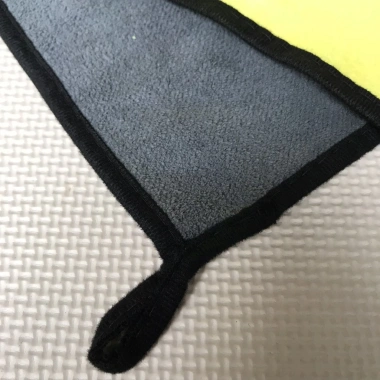 Khăn microfiber 2 mặt Xám Vàng 30x30cm - Thấm nước tốt, lau ô tô, giá 12.000đ 3 Khăn microfiber 2 mặt Xám Vàng 30x30cm - Thấm nước tốt, lau ô tô, giá 12.000đ 3
