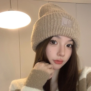 Khăn Mũ Len Mùa Đông Nữ Hàn Quốc iLita - Bucket Lông Cừu Ulzzang Đẹp, Thời Trang, Trắng & Nâu