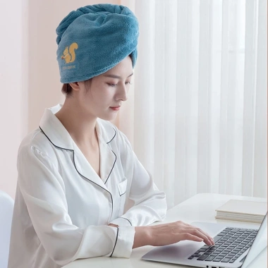 Khăn Quấn Tóc Khô Nhanh, Mềm Mại, Thấm Hút Tốt, 1 Lớp Siêu Tốc, Có Nút Cài, Thêu Hoạt Hình – Giá 35.000đ