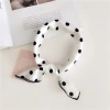 Khăn Turban Lụa 50x50cm Thắt Nơ, Họa Tiết Chấm Bi - Phù hợp công sở, đồng phục - 405.000₫ 9