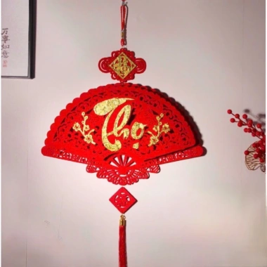 Khánh Quạt Treo Tết Phúc Lộc Thọ C.V.T 45cm Dây Treo Nhung Đỏ – Trang Trí Tết 2.026 Giá 25.000 4 Khánh Quạt Treo Tết Phúc Lộc Thọ C.V.T 45cm Dây Treo Nhung Đỏ – Trang Trí Tết 2.026 Giá 25.000 4