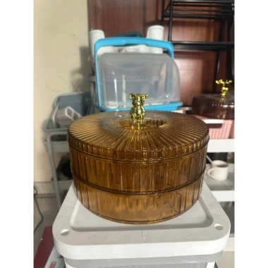 Khay đựng bánh kẹo hạt mứt Tết hình gấu nhựa nắp trong suốt 50.000 VND