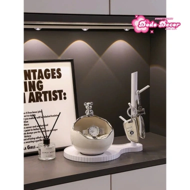 Khay Đựng Gấu Bearbrick Decor Phòng Khách - Đựng Mỹ Phẩm, Chìa Khóa, Giá Ưu Đãi 206k