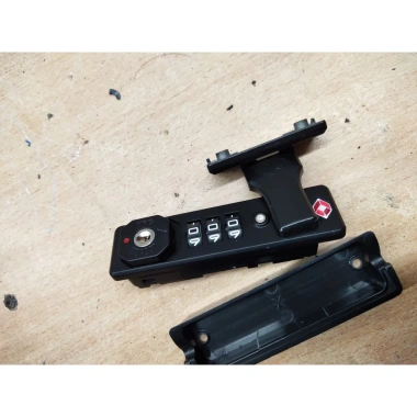 Khóa số vali khung nhôm cao cấp 1 chốt TSA - Giá chỉ 200.000đ, giảm tới 42.000đ