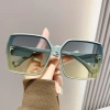 Kính Mát Chuyển Màu Nữ Vuông Đi Biển- Chống Bức Xạ, Sắc Thái, Thời Trang, 58.991 VND