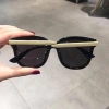 Kính Mát Du Lịch Gọng Vàng Sang Chảnh - Thời Trang Cực Đẹp Hazo Giá Ưu Đãi 38.000đ 4
