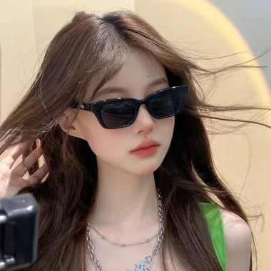 Kính Mát KR9 khung vuông thời trang Hàn Quốc nam nữ siêu hot giá 15.900 VND