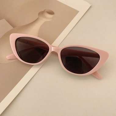 Kính Mát Nữ Mắt Mèo Form Nhỏ - Du Lịch, Makeup, Selfie - Giá 18.900₫ Emma Store 10