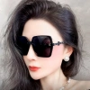 Kính mát Nữ UV400 khung lớn nhẹ dây xích chống nắng mùa hè du lịch - 139.320₫ 2