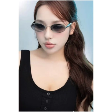 Kính nữ Mmiu Loại 1 clip thật N3 - Giá chỉ 99.000đ, giảm so với 119.790đ, thời trang bảo mắt 3 Kính nữ Mmiu Loại 1 clip thật N3 - Giá chỉ 99.000đ, giảm so với 119.790đ, thời trang bảo mắt 3
