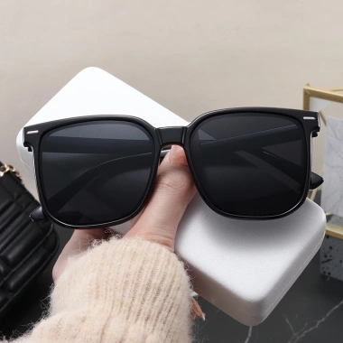 Kính Râm Đi Biển Gọng Lớn Che Nắng Cao Cấp Thời Trang Nam Nữ - Giá 49,878₫