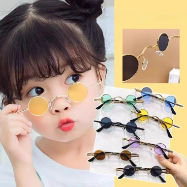 Kính râm gọng tròn thầy bói độc đáo 2.025 giảm giá 22% chỉ 26.666₫ bảo vệ UV