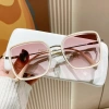 Kính râm gradient mùa hè thời trang - Chống UV, lái xe an toàn - Nữ 86.400₫