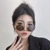Kính râm Hàn Quốc nam nữ - Thiết kế thời trang, kèm hộp đựng và khăn lau, giảm còn 219k 8