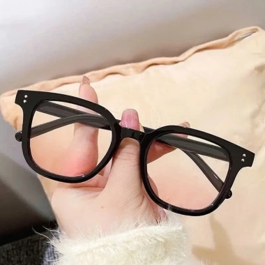 Kính Râm Nam Nữ Gọng Vuông Nhiều Màu Phong Cách Hàn Quốc - 21.900₫ 6