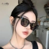 Kính râm nữ gọng vuông hình ngôi sao - Chống tia UV mùa hè, giá chỉ 22.040₫