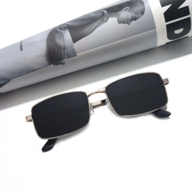 Kính râm phân cực cao cấp nam gọng kim loại, chống UV, giá chỉ 56.160₫