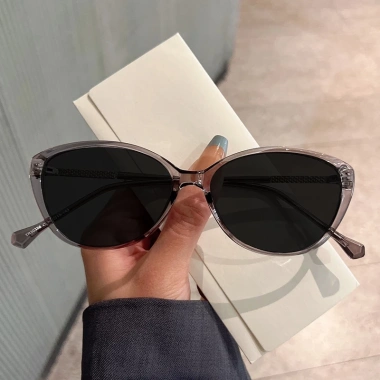 Kính Râm Phân Cực Nữ VIENDO - UV 100%, Độ Nhỏ, Thích Hợp Đi Xe Đạp, Thể Thao, Lái Xe, Du Lịch - Giá 204.120₫