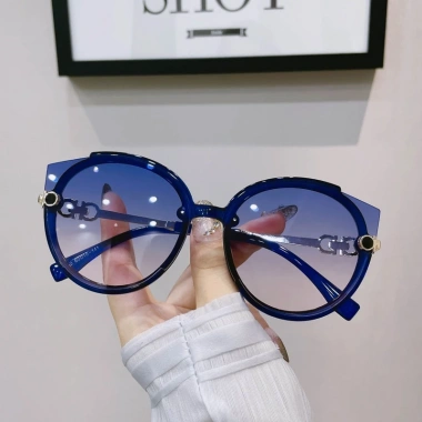 Kính râm thời trang cá tính đi biển - ống kính gradient, bảo vệ tia UV, giảm giá