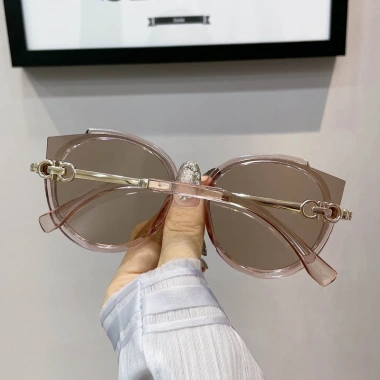 Kính râm thời trang cá tính đi biển - ống kính gradient, bảo vệ tia UV, giảm giá