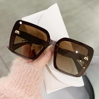 Kính râm thời trang Hàn Quốc khung vuông nữ chống tia UV giá ưu đãi 65.888₫