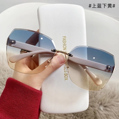 Kính râm thời trang Hàn Quốc nữ, chống tia UV, màu sắc đa dạng, chỉ 56.160 VND 2