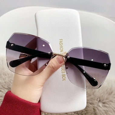 Kính râm thời trang Hàn Quốc nữ, chống tia UV, màu sắc đa dạng, chỉ 56.160 VND 3