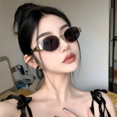 Kính râm Ulzzang retro – phong cách áo dài Tết, chụp ảnh, đi biển, chỉ 55k tại Maxshopdoc