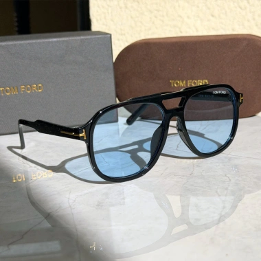 Kính râm UV400 thương hiệu nổi tiếng - Bảo vệ mắt khi câu cá, đi xe đạp, giá ưu đãi 190k 3 Kính râm UV400 thương hiệu nổi tiếng - Bảo vệ mắt khi câu cá, đi xe đạp, giá ưu đãi 190k 3