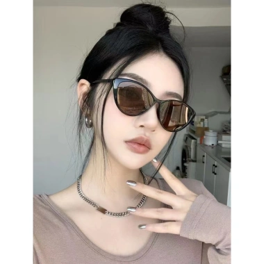 Kính thời trang nữ mắt mèo chống ánh sáng xanh – Kính mát học sinh du lịch giảm còn 15.900₫