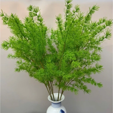Lá giả, cành tùng giả trang trí cổng cưới – backdrop sự kiện, decor tiểu cảnh, giá 29.000 VND 4 Lá giả, cành tùng giả trang trí cổng cưới – backdrop sự kiện, decor tiểu cảnh, giá 29.000 VND 4