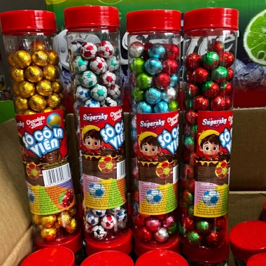 Lọ 100 viên kẹo sôcôla Chocoball ngon, giá ưu đãi 49.000 VND, giảm từ 62.720 VND