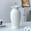 Lọ hoa nhựa TRẮNG MIỆNG BÈO C532-2 giả gốm phong cách Bắc Âu decor bàn làm việc, văn phòng xinh