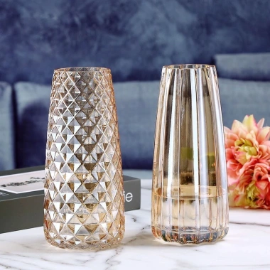 Lọ hoa thủy tinh cao cấp vằn kim cương độc đáo 22cm - Giá chỉ 109.000₫ 4