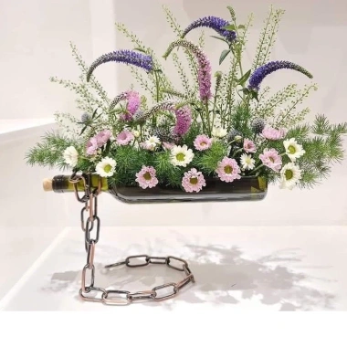 Lọ Hoa Thủy Tinh Decor Bình Hoa Hình Chai + Dây Xích Độc Đáo - Giá chỉ 149.000đ