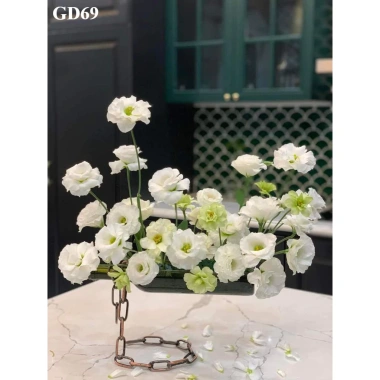Lọ Hoa Thủy Tinh Decor Hình Chai - Bình Hoa Đáo Kèm Dây Xích, Giá Ưu Đãi 125k 2