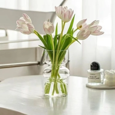 Lọ hoa thủy tinh thắt eo đẹp mắt - Decor phòng khách, giá ưu đãi 59.000₫