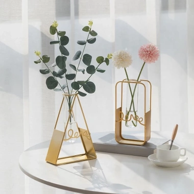 Lọ Hoa Vintage Châu Âu – Bình Cắm Hoa Trang Trí Phòng Khách, Văn Phòng, Giá 45.900₫ 4 Lọ Hoa Vintage Châu Âu – Bình Cắm Hoa Trang Trí Phòng Khách, Văn Phòng, Giá 45.900₫ 4