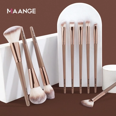 MAANGE Bộ cọ trang điểm chuyên nghiệp 9 cây da cao cấp kèm hộp bảo quản - Giá giảm 59.000₫