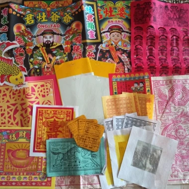 Mão Ông Bà Táo + Áo Ông Áo Bà + Giấy Tiền Cúng - Cúng 23 Tháng Chạp Giá 75.000₫