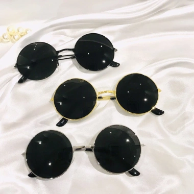 Mắt kính thời trang Ngố Thầy Bói Bói Đen Cực Ngầu Trend Nobita Giá 21.997 VND