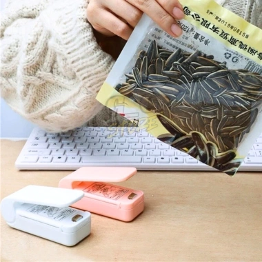 Máy Hàn Miệng Túi Thực Phẩm Mini - Tiện Lợi, Nhỏ Gọn, Giá 27.000đ GGStore 8 Máy Hàn Miệng Túi Thực Phẩm Mini - Tiện Lợi, Nhỏ Gọn, Giá 27.000đ GGStore 8