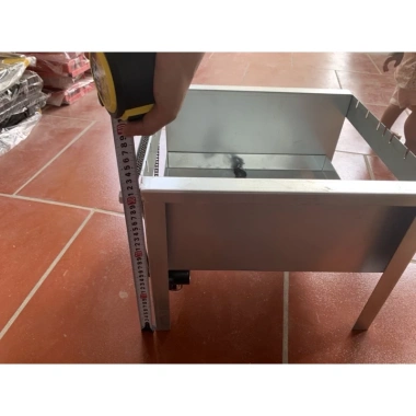 Máy nướng mini tự động 6 xiên - Bếp nướng gia đình, tặng xiên, nướng lợn, gà, vịt - Giá ưu đãi 675.000₫ 6